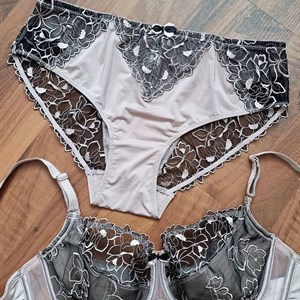 Прямые поставки Lanny WeiyeSi Люся Anttifu UmaiEstilo