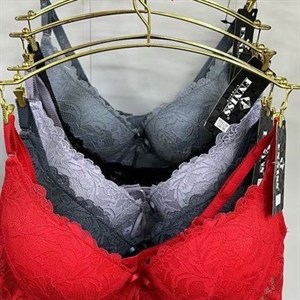 Кыргызстан Бишкек Рынок Кербен Дордой Нижнее белье