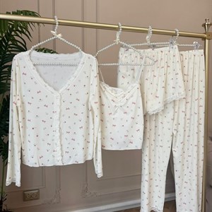 Уютные домашние вечера с пижамой и халатом - стиль и комфорт