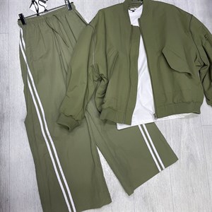 New collection Бомбер и брючки   Брючки 5200 сом Бомбер