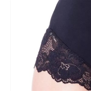 Трусики с высокой линией талии эффект средней степени