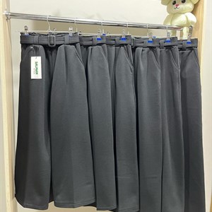 в наличии кюлоты  Размеры 34 36 38 40 42 44 Ткань