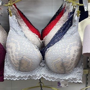 Кыргызстан Бишкек Рынок Кербен Дордой Нижнее белье