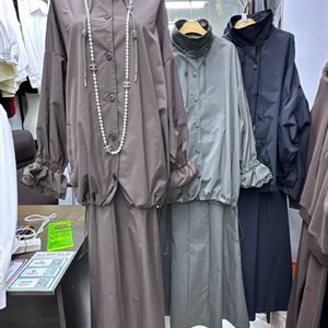 Стандартная женская одежда — стильная модель за 3500 сом