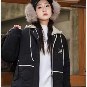 ТОЛЬКО ОПТОМ Natural Лёгкие теплые курточки на Осень