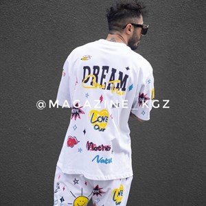 Здравствуйте Вы можете заказать у нас уличную одежду