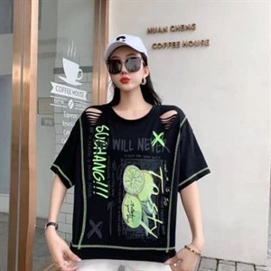 Модель 6037 Футболка трикотаж в белом цвете принт