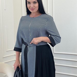  В наличии очень красивые платья арт 10157  Размеры