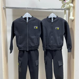 в наличии двойки  Размеры 30 32 34 36 Ткань драп с