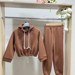 в наличии двойки  Размеры 32 34 36 38 40 Ткань турецкая