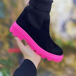 В НАЛИЧИИ ДЕВОЧКИ В РАЗНЫХ РАСЦВЕТКАХ