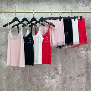 Купить одежду от Victoria’s Secret: лучшие предложения и уникальные модели