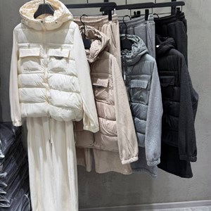Женская одежда размеров M и L — KAPSULA BRAND