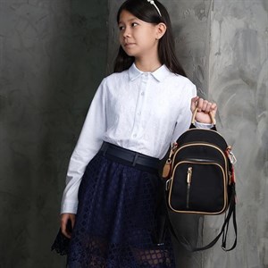  Школьные рубашки в ассортименте Количество ограничено