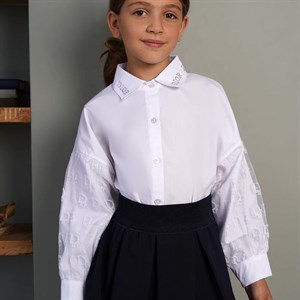 Модные и элегантные школьные блузки в новой коллекции