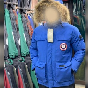 Пуховик Канада высшее качестао Размеры S 2XL Мех на