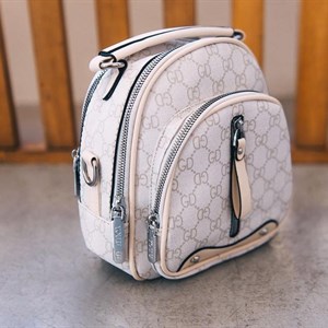 Классный компактный и лёгкий рюкзачок Универсальный