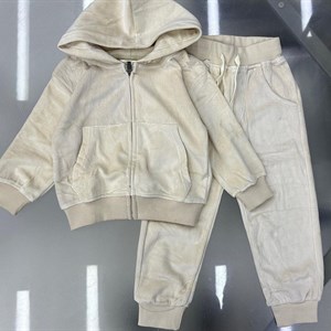 ОПТОВАЯ ЦЕНА 1200 сомов размеры 2 7лет в линейке