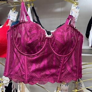 Кыргызстан Бишкек Рынок Кербен Дордой Нижнее белье