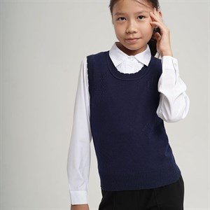 Стильные и модные школьные жилеты для девочек и подростков