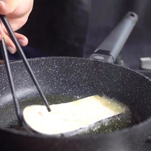 В наличии стильная универсальная сковорода Granhel