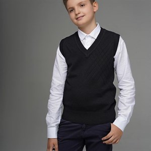 Стильные жилетки для школы которые могут стать как