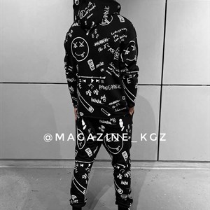 Здравствуйте Вы можете заказать у нас уличную одежду