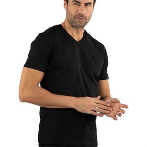 Базовые футболки с мысиком в нескольких расцветках