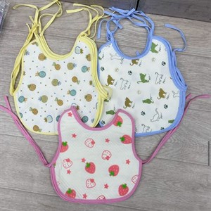 Детские слюнявчики - оптом, непромокаемые фартуки в Бишкеке | Доступные цены