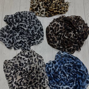 Воздушно легкие шарфы Лео из Марлевки - Элегантность и Комфорт