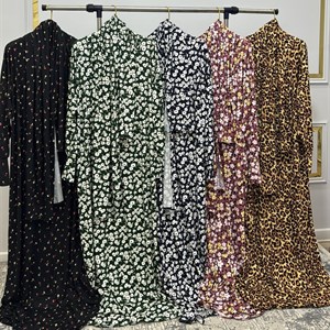 Снова в наличии! Красивый намазник с потайным замком - Оптом и по всему миру