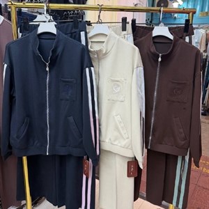Спортивный костюм-двойка 🔥 размеры M L XL — цена 2600 сом