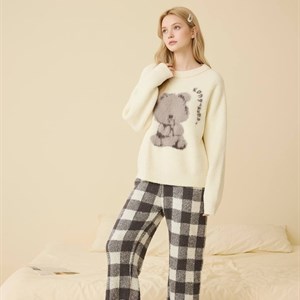 Оптовая закупка женского нижнего белья и пижам в Кыргызстане