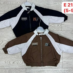 С весной с новым стилем: крутые куртки оптом для детей от Sezim Kids!