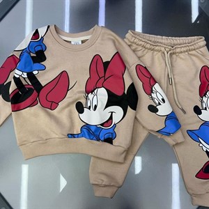 ОПТОВАЯ ЦЕНА 1250сомов размеры с 2 7лет в линейке