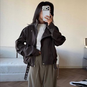 Группа WhatsApp KAPSULA_BRAND — новинки и наличие женской одежды