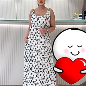 В НАЛИЧИИ ДЕВОЧКИ        