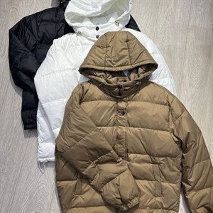  Куртка наполнитель пух  Сезон деми  Размер SM  С