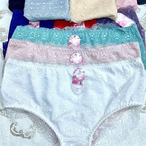 Кыргызстан Бишкек Рынок Кербен Дордой Нижнее белье