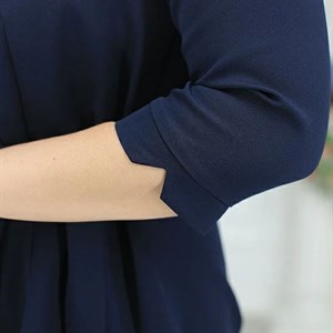 Офисное платье с запахом Василиса из ткани Барби на