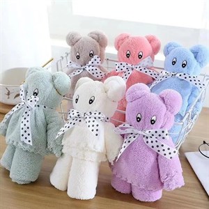 Полотенце из микрофибры способно впитать влаги до