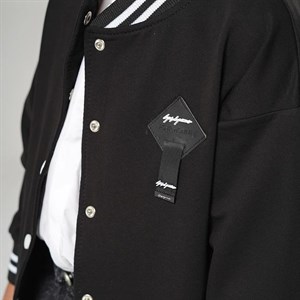 Уже не первый сезон сердца модниц и модников покоряет