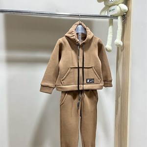 в наличии двойки  Размеры 28 30 32 34 Ткань трехнитка