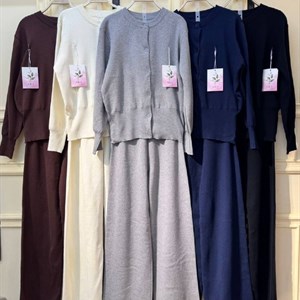Расцветки женской одежды — стильные модели Aika Collection