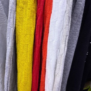 Широкий ассортимент женской одежды в Дордое - Доставка по СНГ