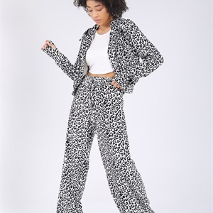 ЛЕО тренд 2024 Двойка из мягкого велюра Размерный