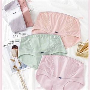 Кыргызстан Бишкек Рынок Кербен Дордой Нижнее белье