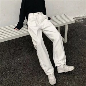 У вас магазин молодежной одежды Вы закупаетесь в Бишкеке