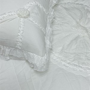 Изготовлен он из потрясающеи  ткани вареный хлопок