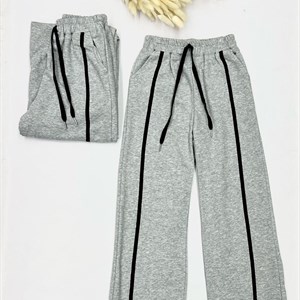 В наличии ОПТОВАЯ ЦЕНА 550сом размеры 7 12лет  по